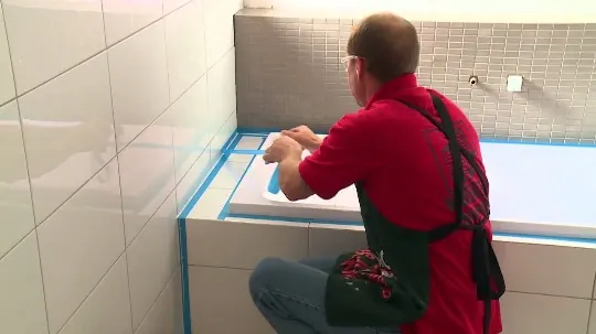 Vodár pri práci v Bratislave